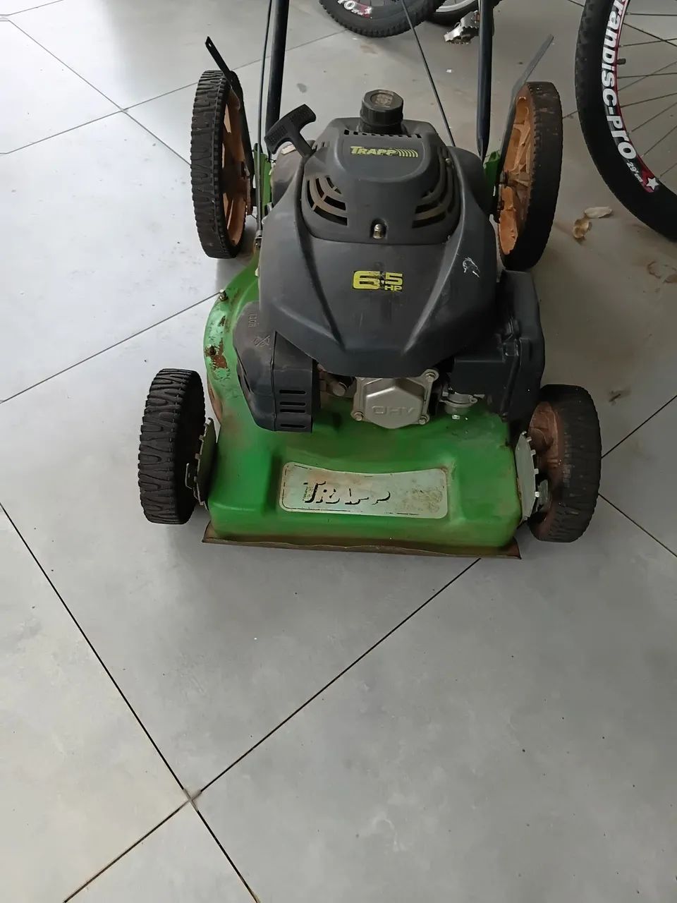 MÁQUINA DE PODAR GRAMA 6.5 HP  - Foto 4