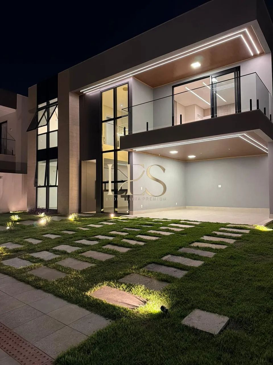 Casa à venda e para alugar em Serra, Jacuhy, com 4 quartos, com 330 m², Alphaville Jacuhy - Foto 2