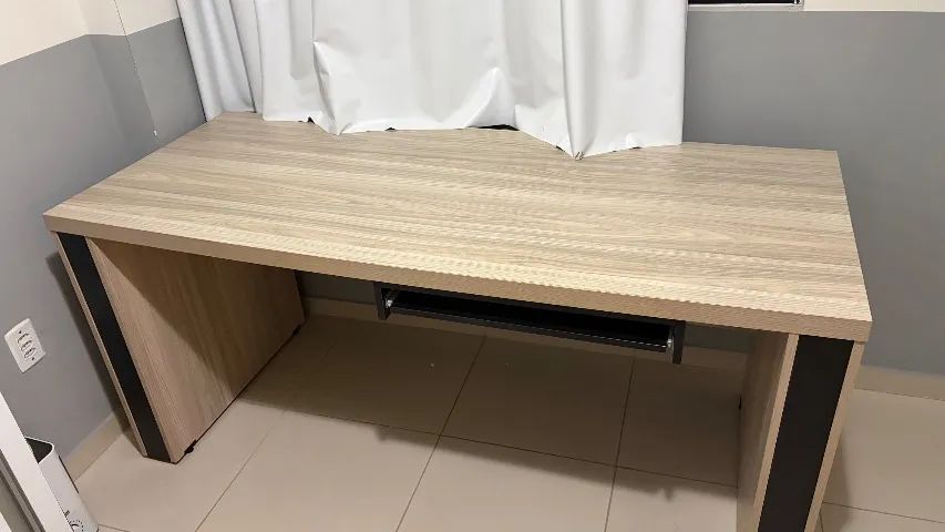 Mesa de escritório 