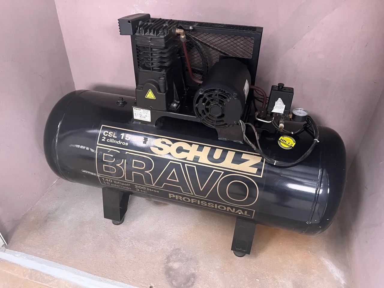 Compressor de Ar Schulz Bravo Professional