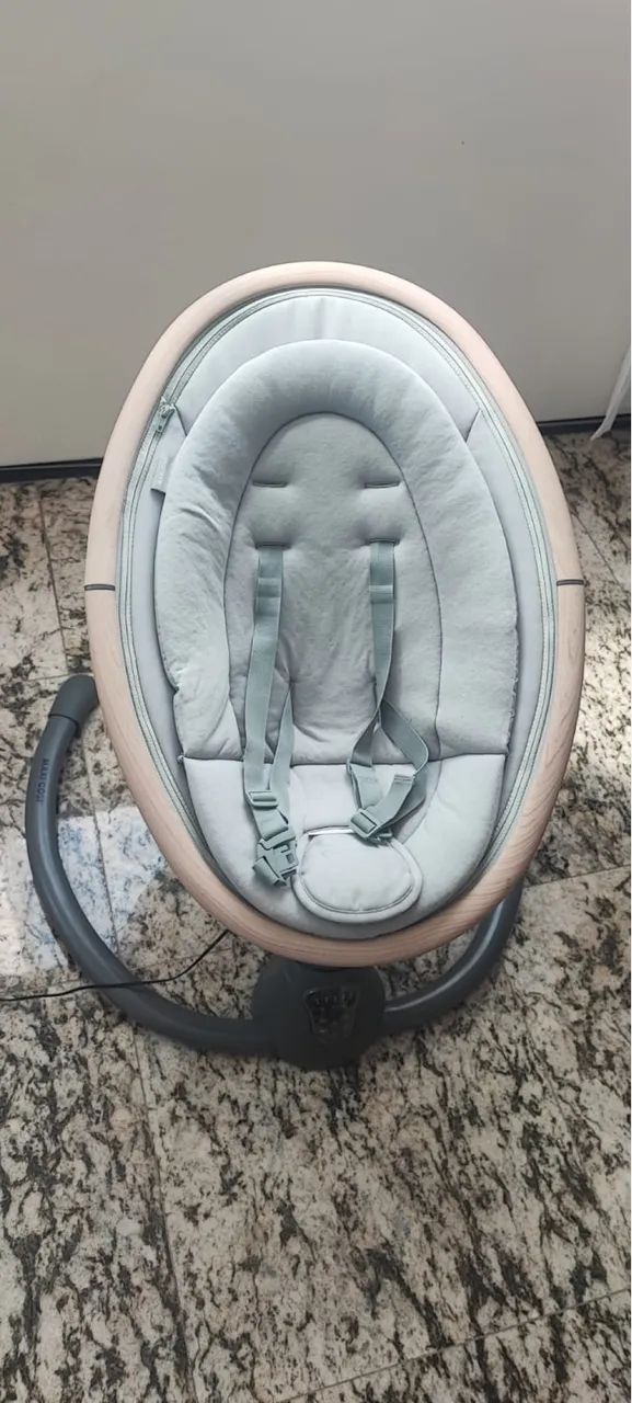 Cadeira de descanso e balanço para bebê 
