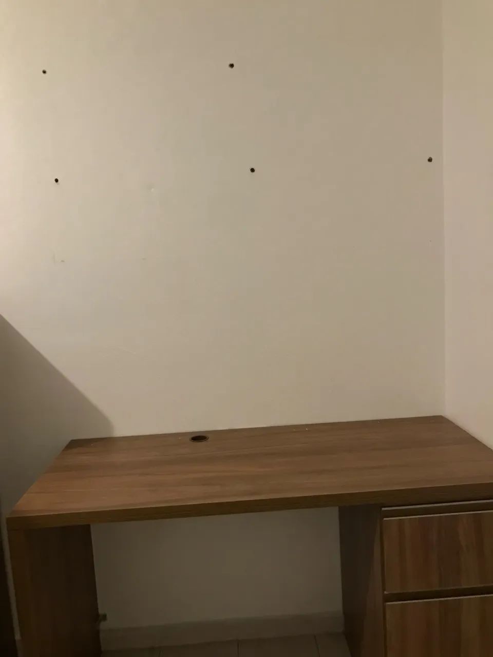 Mesa de Escritório Planejada Amadeirado com 3 Gavetas ? Sob Medida - Foto 2