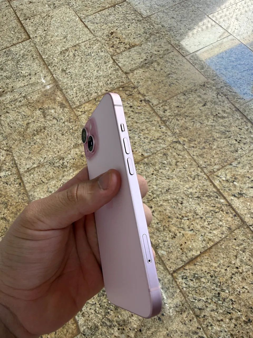 iPhone 15 Rosa 128GB com caixa - Foto 5