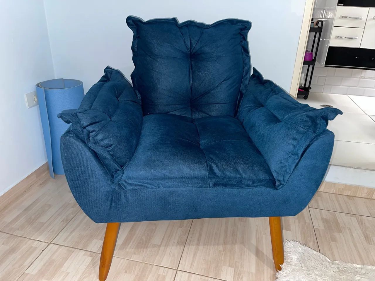 Poltrona Azul Linda e Confortável | Ótimo Estado 