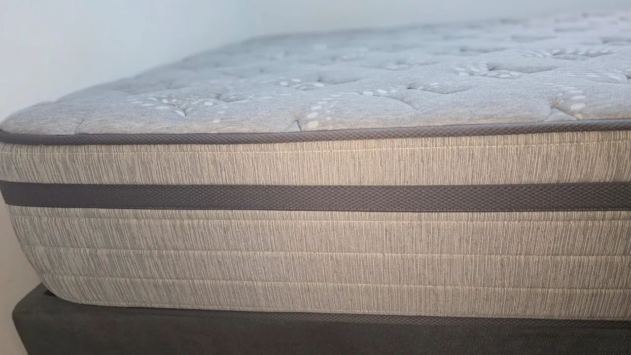 Colchão Queen + Box (completo) em perfeitas condições  - Foto 3