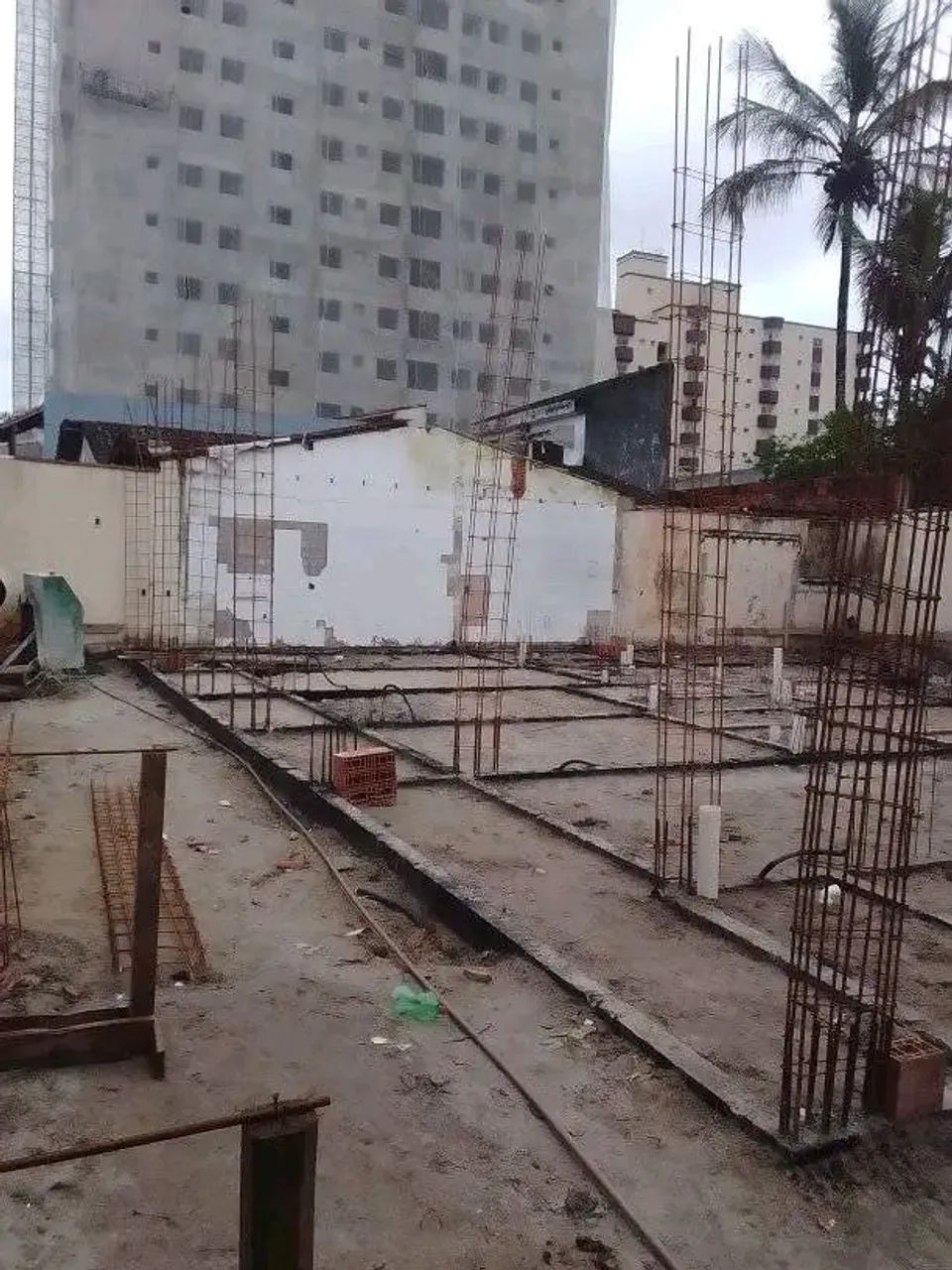 PEDREIRO