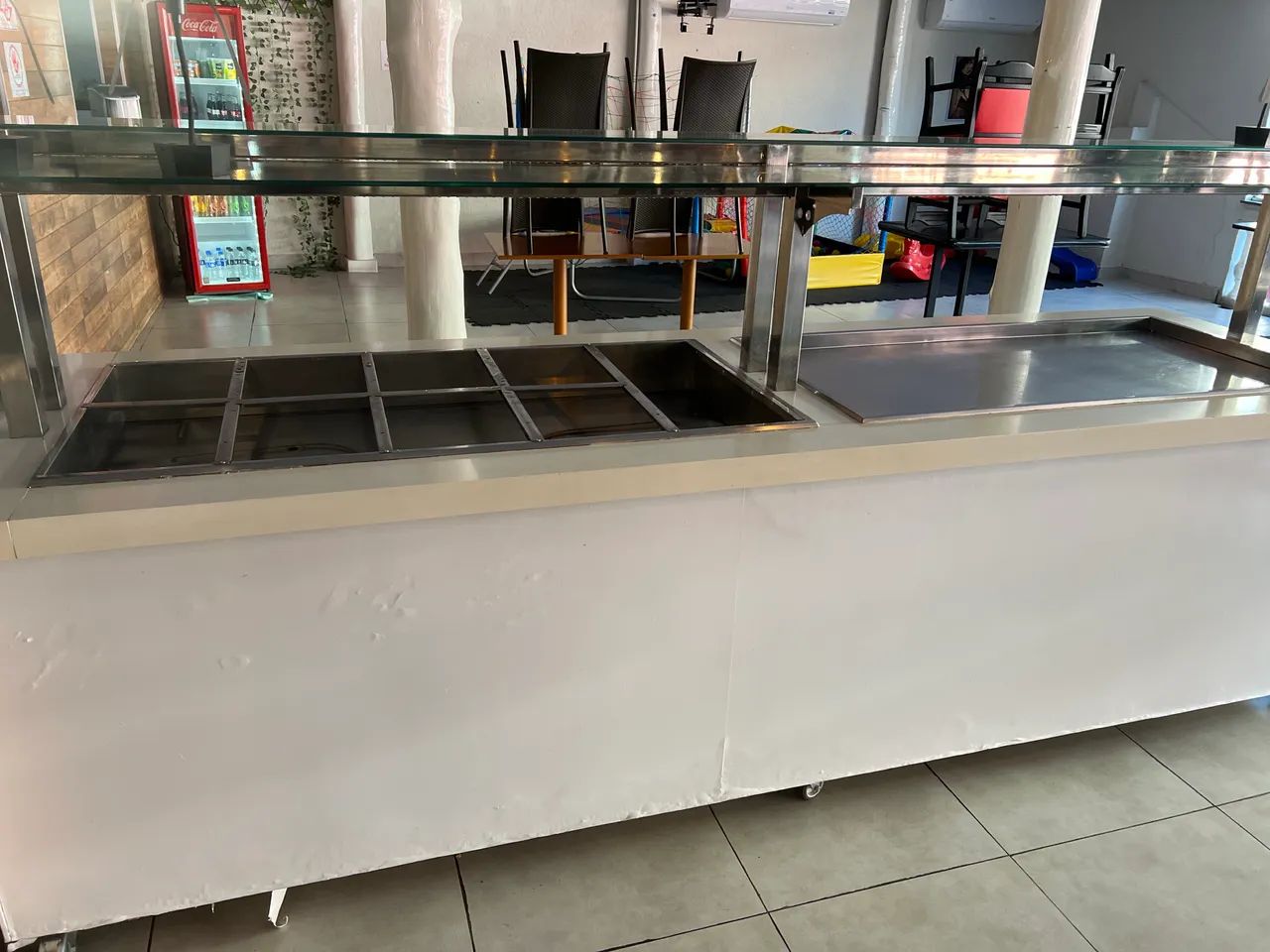 VENDO BUFFET QUENTE E FRIO - Foto 3