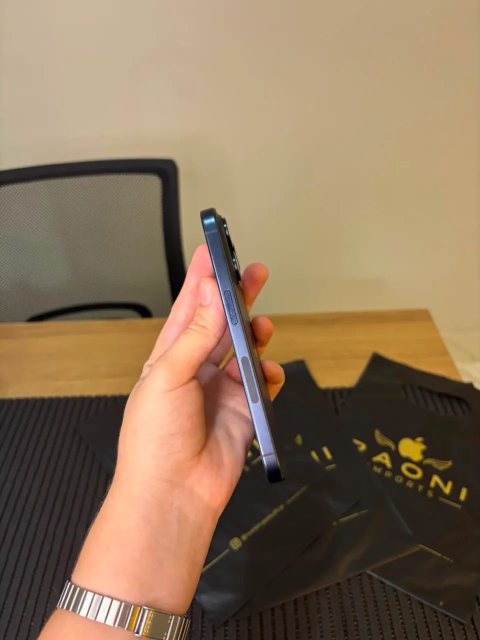 iPhone 15 Pro 128GB - Bateria 86% - Impecável - Foto 5