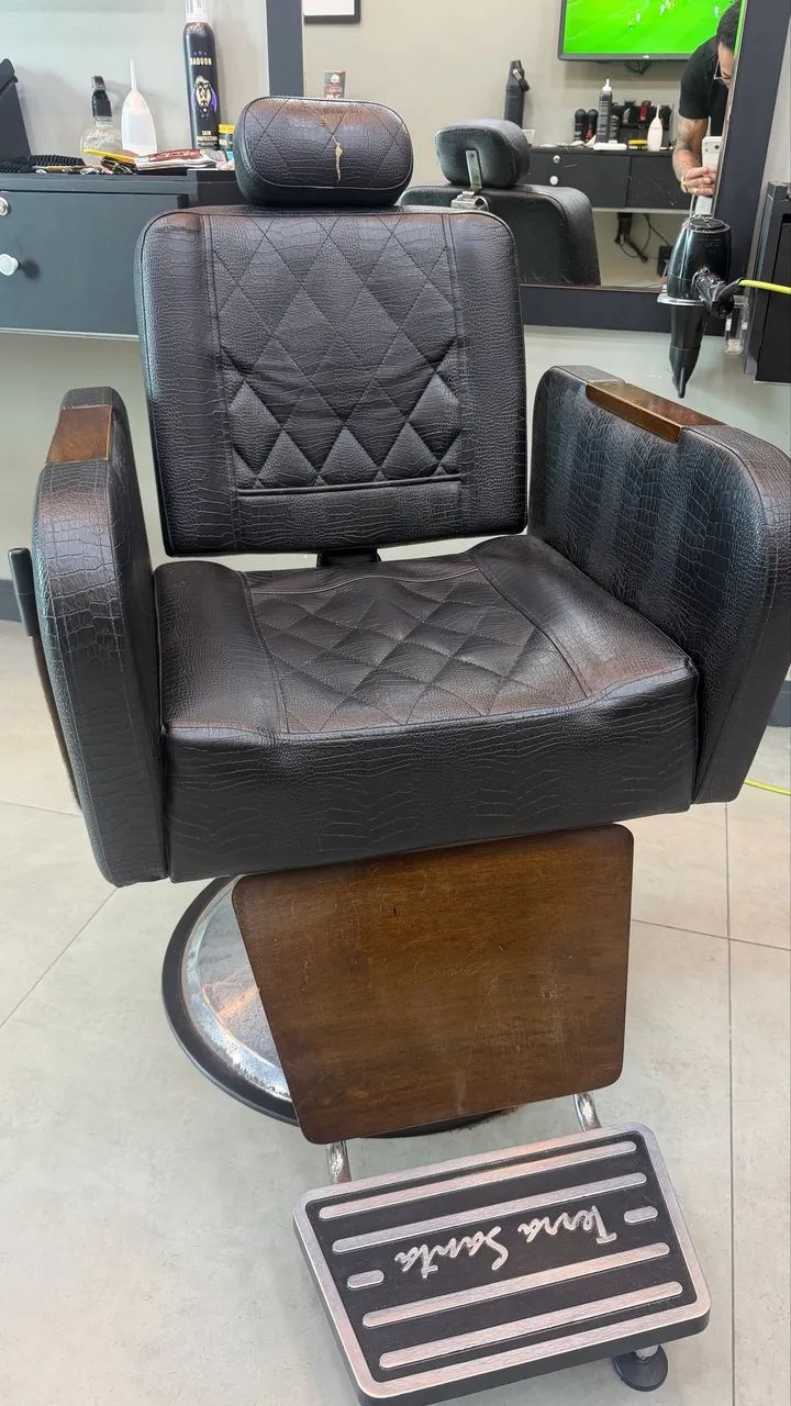 3 Poltrona de barbeiro por 4000$  - Foto 2