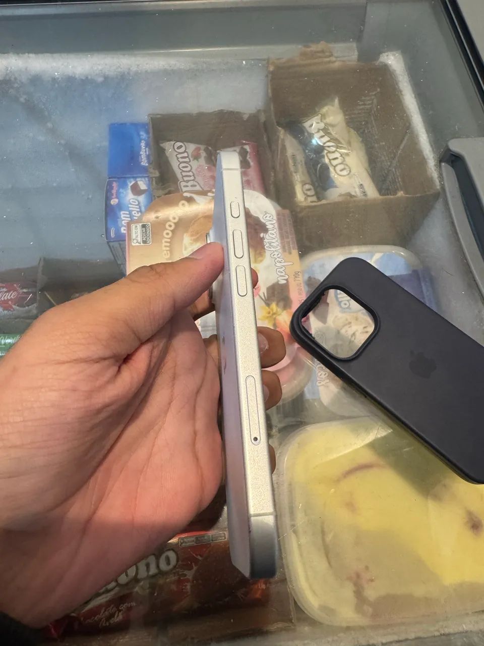 Vendo iPhone 16 com pouco detalhes - Foto 4