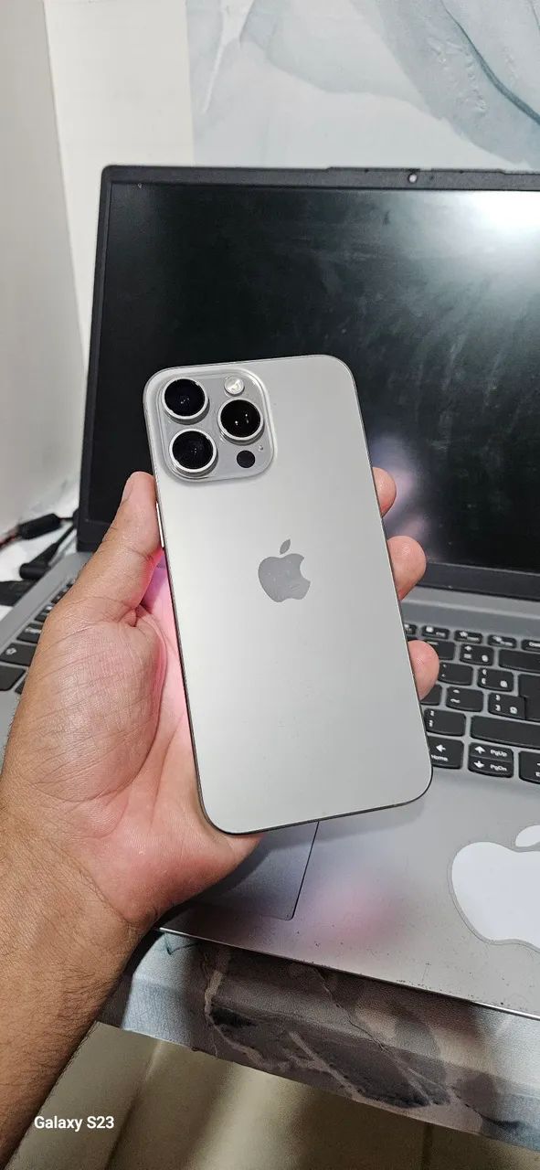 Vendo iphone 15 pro max 