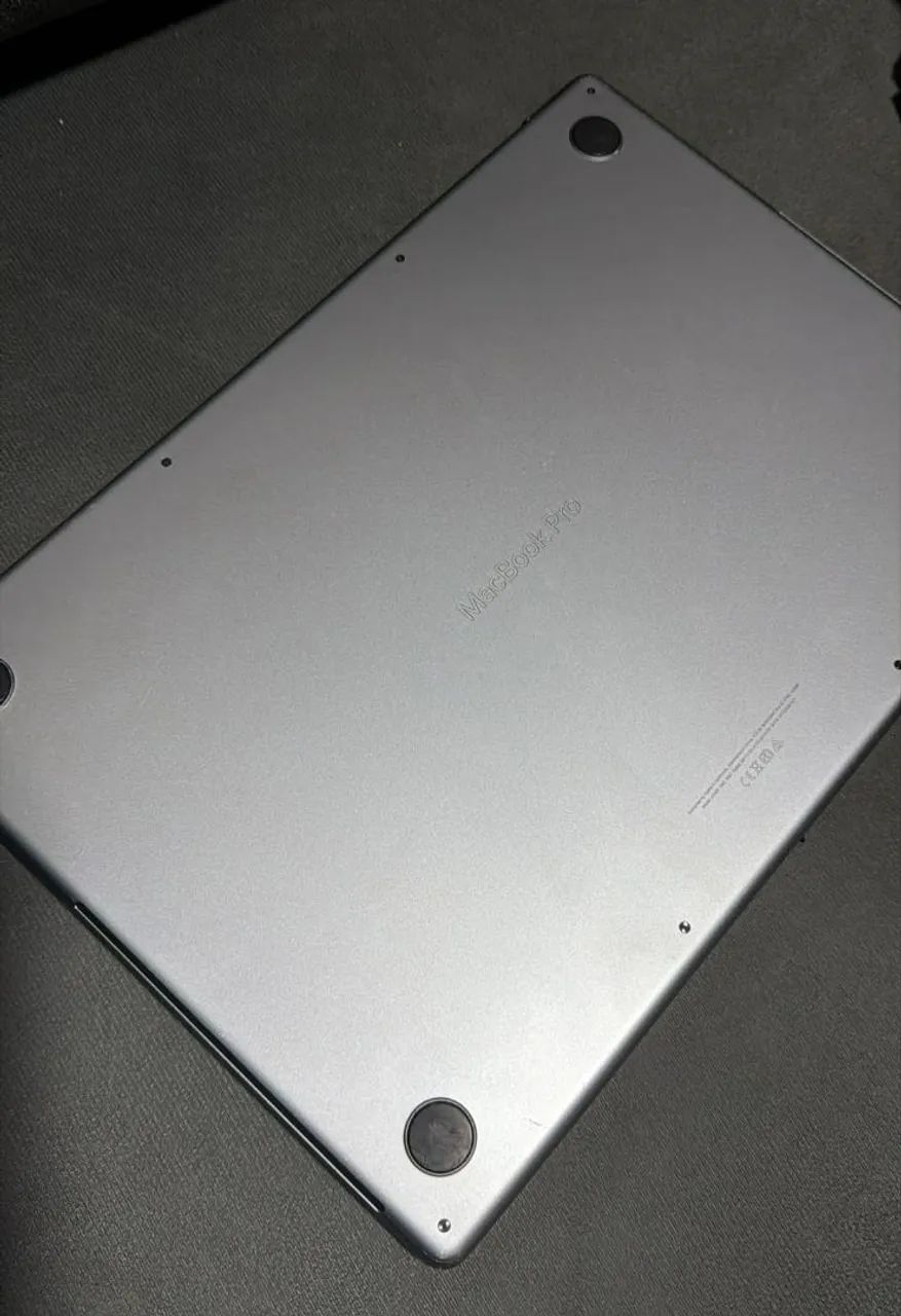Apple MacBook Pro M1 Pro 2021 16