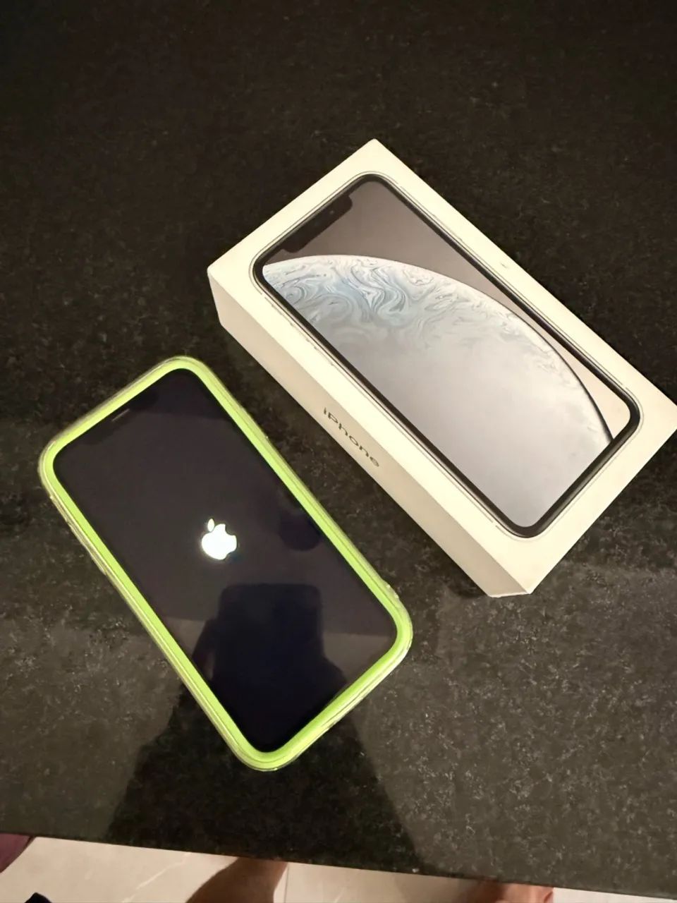 Vendo iPhone XR 