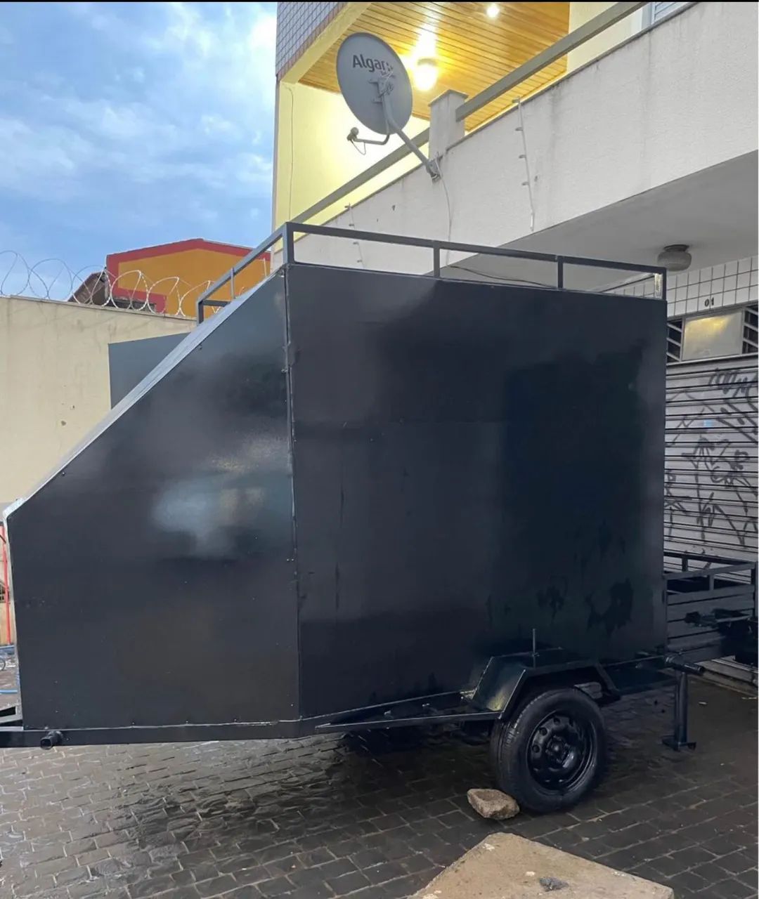 Carretinha fechada para transporte  - Foto 2