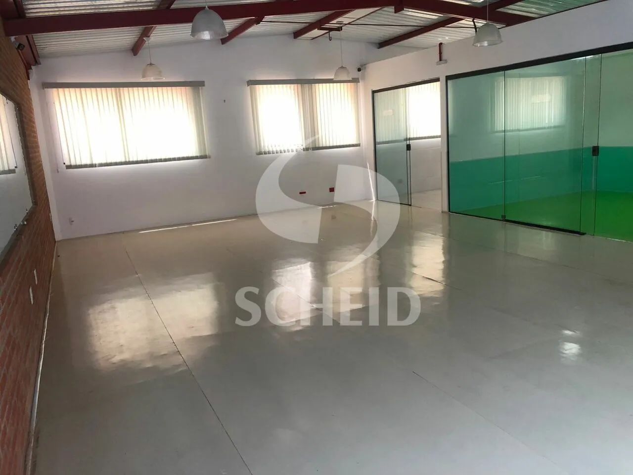 PREDIO COMERCIAL EXCELENTE - VARIAS SALAS - ANDARES VÃO LIVRES - VAGAS - AO LADO DO METRO - Foto 3
