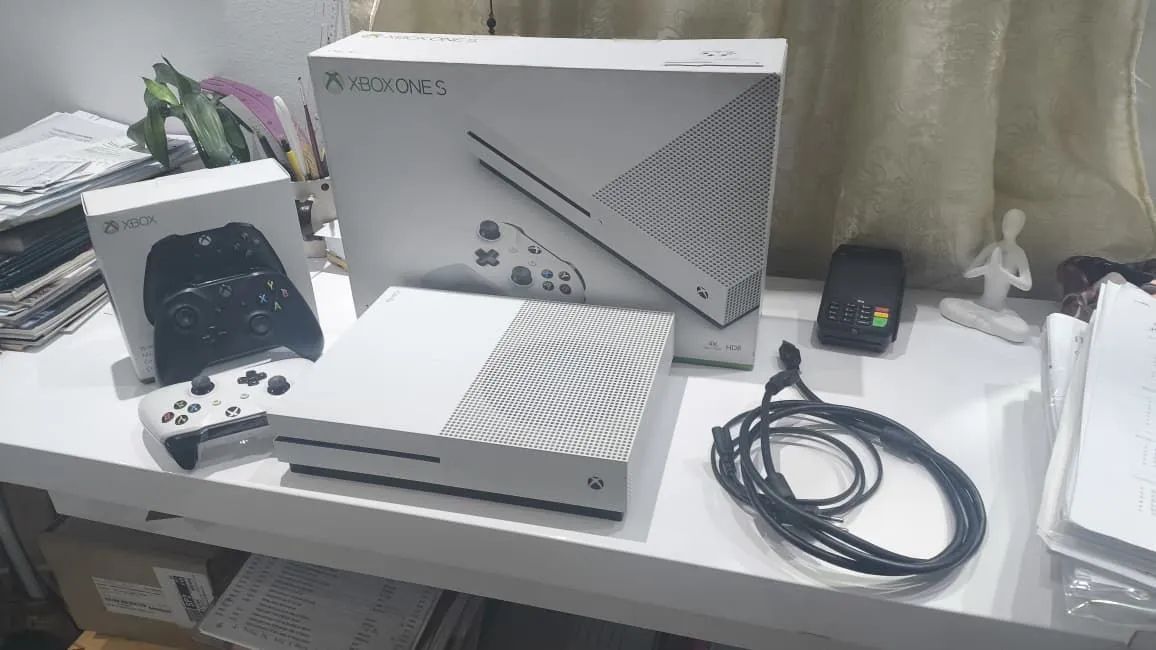 Xbox One S 500Gb - Foto 2