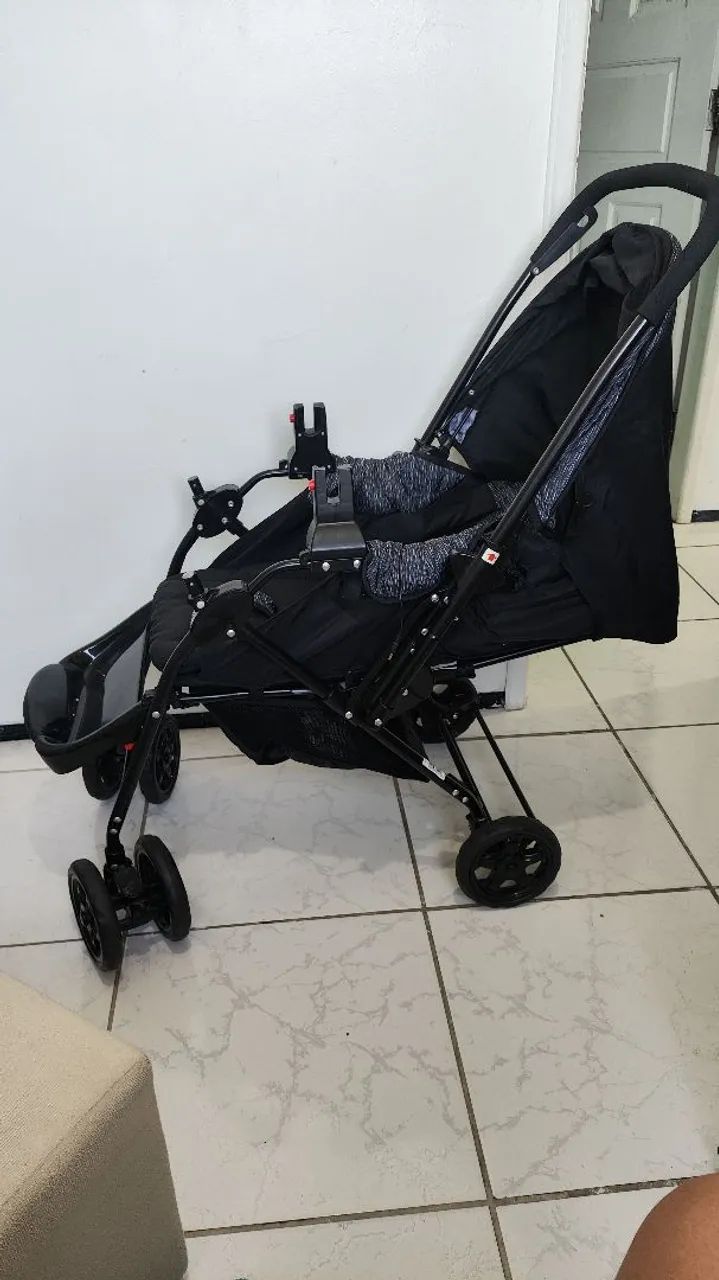 Carrinho de bebê Cosco Travel System Reverse + bebê conforto  - Foto 2