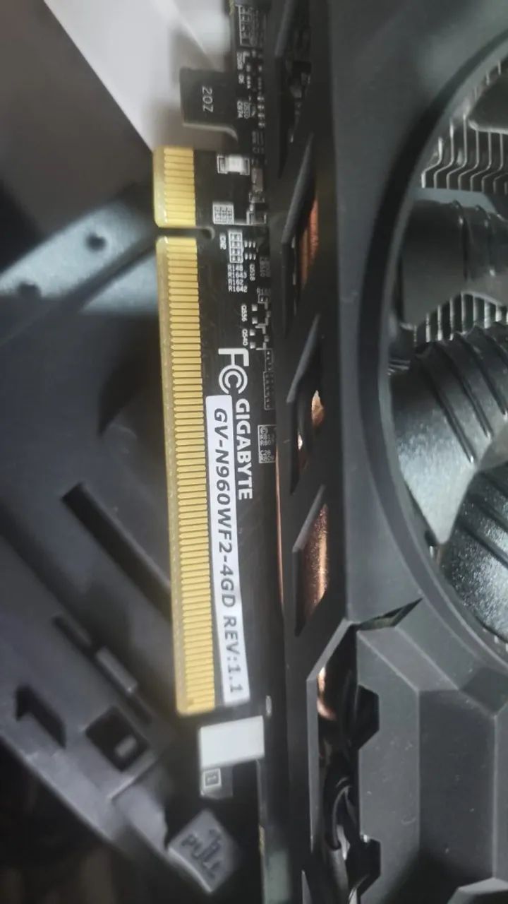 Placa de vídeo Gigabyte GeForce GTX 960 WindForce 2X OC 4GB de VRAM - Foto 4