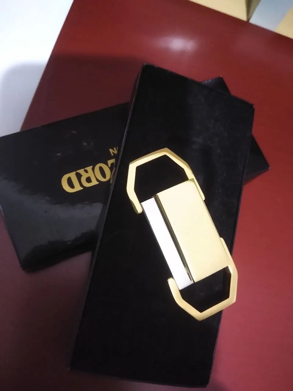 CHIC KEYCHAIN468226411384678400