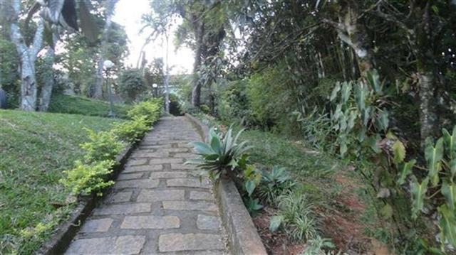 Excelente Casa com 4 suítes-Valparaíso-Petrópolis - Foto 16