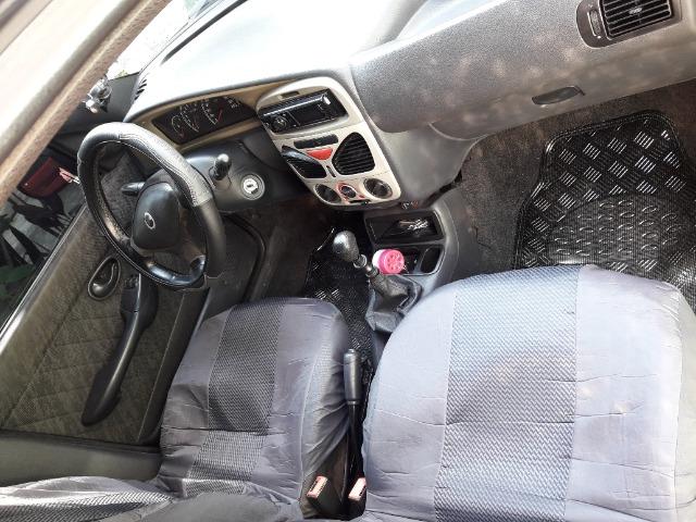 Fiat Palio weekend 2001 (gnv e gasolina) em perfeito estado - Foto 3