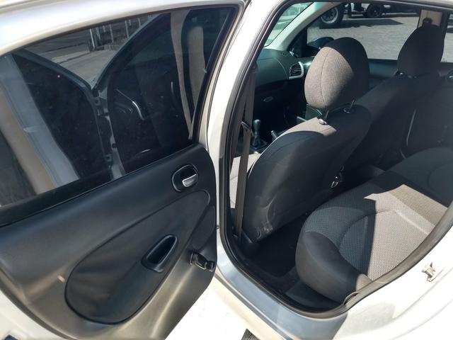Peugeot 207 Xr 1.4 Hatch ano 2012 Repasse - Foto 9