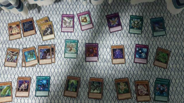 Lotes e Sets de Yugioh - Foto 2