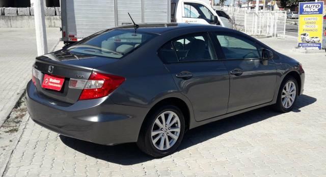 Honda Civic Lxs 1.8 manual ano 2014 - Foto 4
