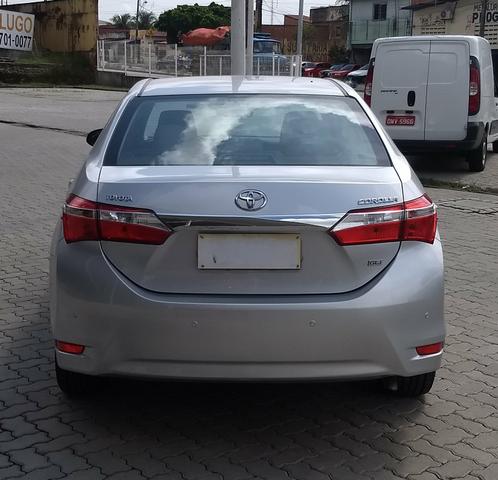 Toyota Corolla Gli 1.8 ano 2015 extra - Foto 6