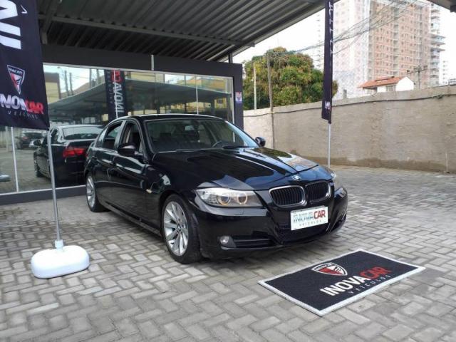 BMW 320i - Foto 3