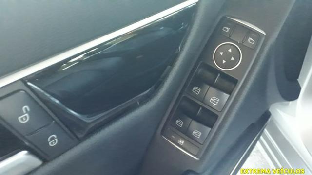 Mercedes Benz C-180 CGI 1.8 Classic 2012 - Foto 6