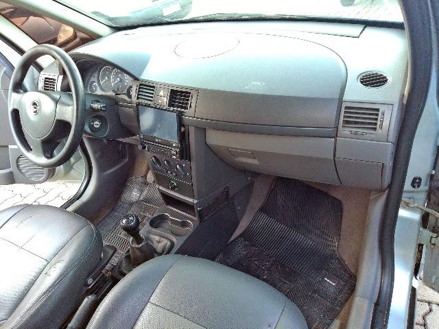 Meriva Joy 1.8 - Foto 7