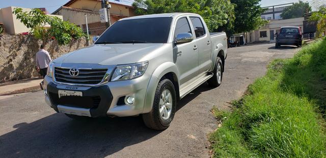 Hilux Srv 2.7 4x4 - Foto 2