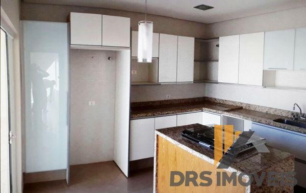 Casa sobrado em condomínio com 3 quartos no condomínio royal forest & resort - bairro roya - Foto 14