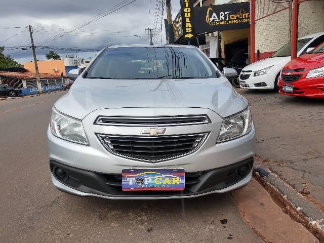 ONIX LT MOTOR 1.0 ANO 2013 - Foto 4