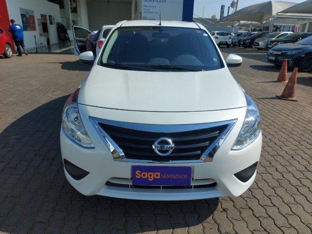 NISSAN VERSA 1.6 SV MANUAL 2018