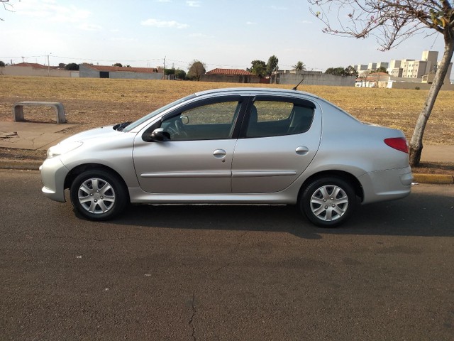 PEUGEOT 207 ACTIVE SEDAN 1.4 FLEX COMPLETO 2014 TROCO POR MOTO