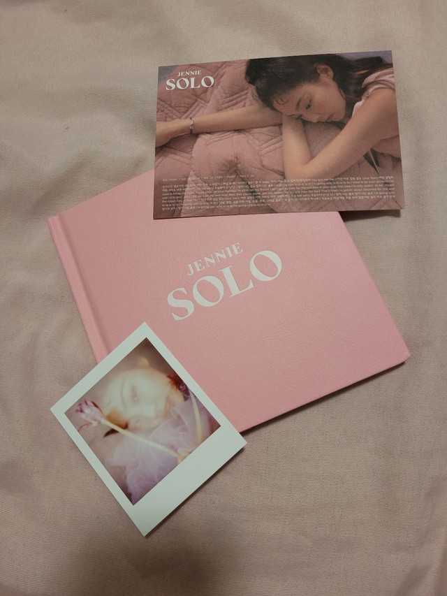 ÁLBUM KPOP JENNIE SOLO / BLACKPINK