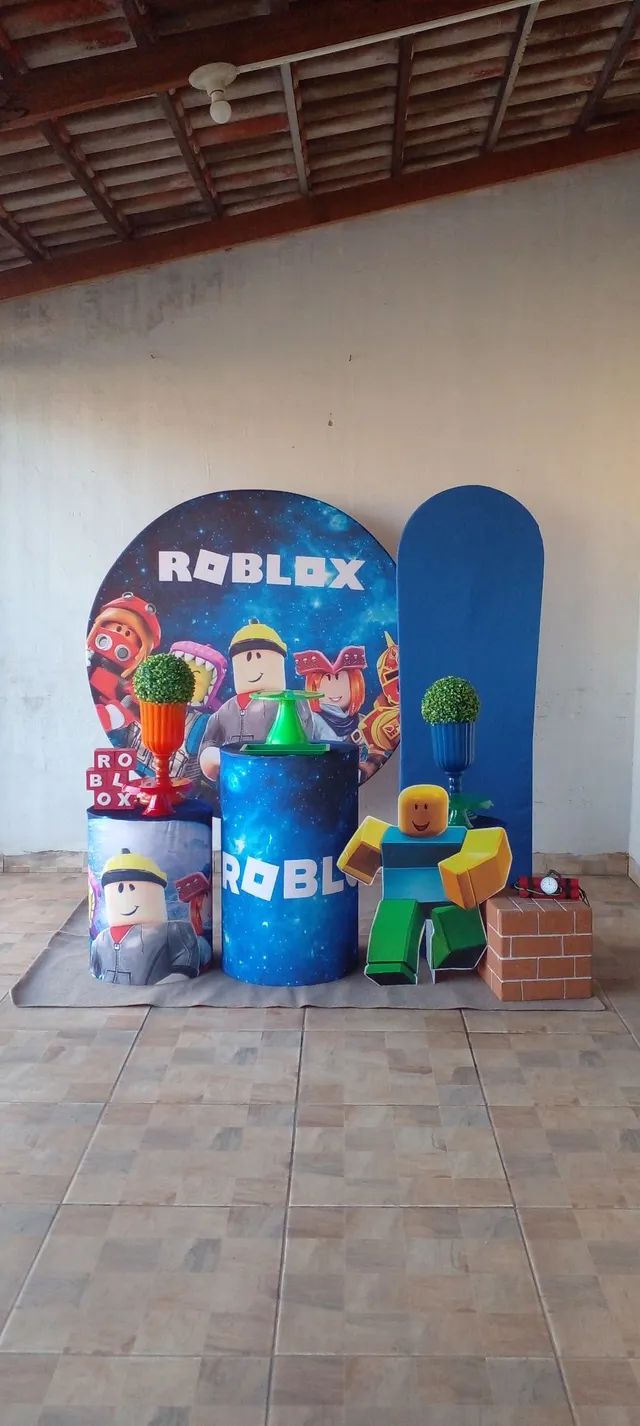 Locação Pegue e Monte Decoração Roblox