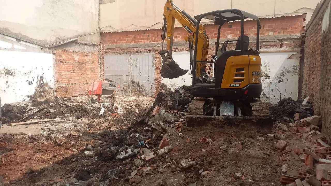Mini Escavadeira -  Para Obras e Demolições - Foto 2