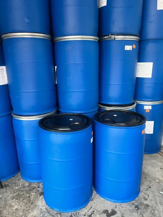 Bombona 200 litros com tampa e braçadeira