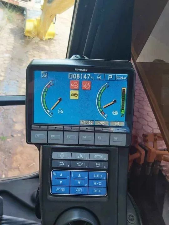 Escavadeira Komatsu PC130 ano 2015 - Foto 5
