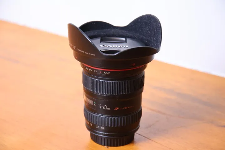 Lente Grande Angular Canon EF 17-40mm com Parasol - Excelente Estado - Linha L