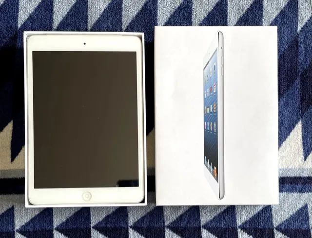 iPad mini Wi-fi Celular 16 GB Branco