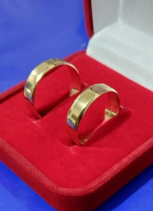 Alianças Peso 4.60 Gramas 4 mm Larga Noivado Casamento Ouro 18 kilates - Foto 4