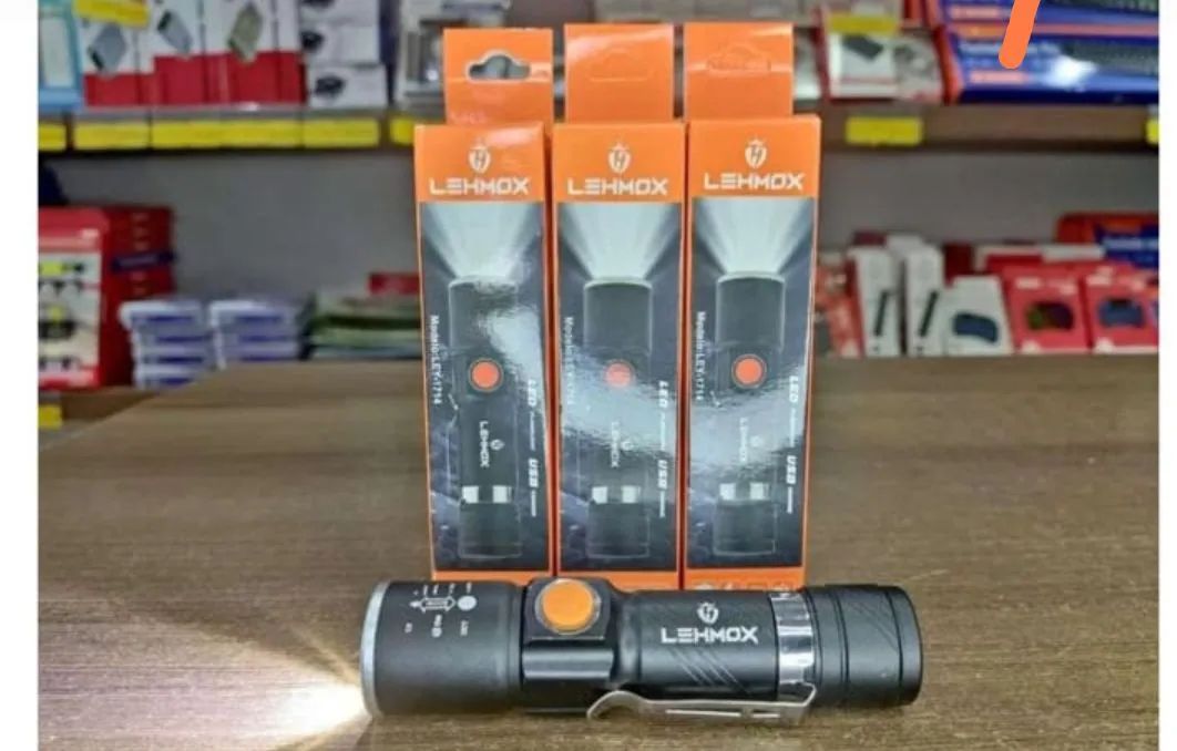 Lanterna Re mini lanterna recarregável LED USB Lehmox super potente 