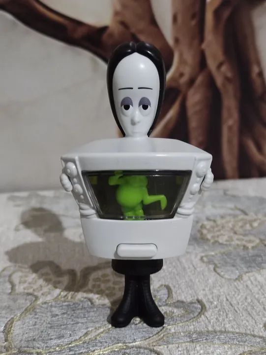 ? Chegou a boneca colecionável da Vandinha Addams! ?<br>