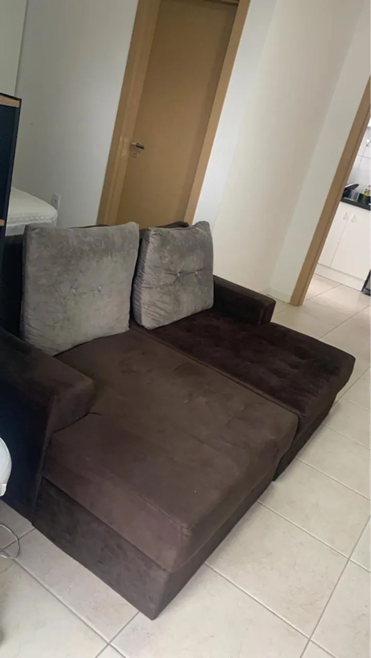 Comfortable Brown Sofa64209939671554121