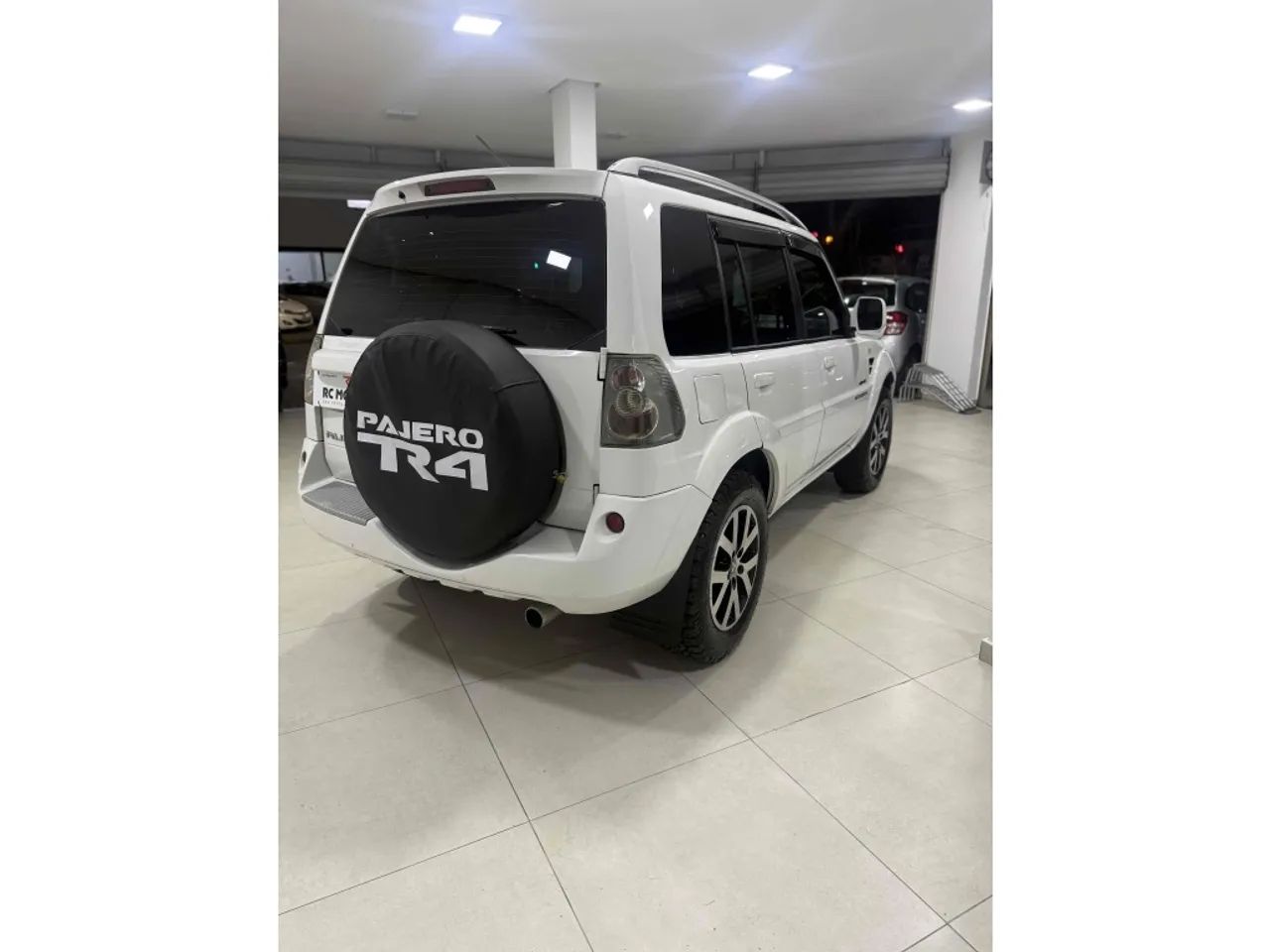 Mitsubishi Pajero tr4 2015 2.0 4x4 16v 140cv flex 4p automático - Foto 3