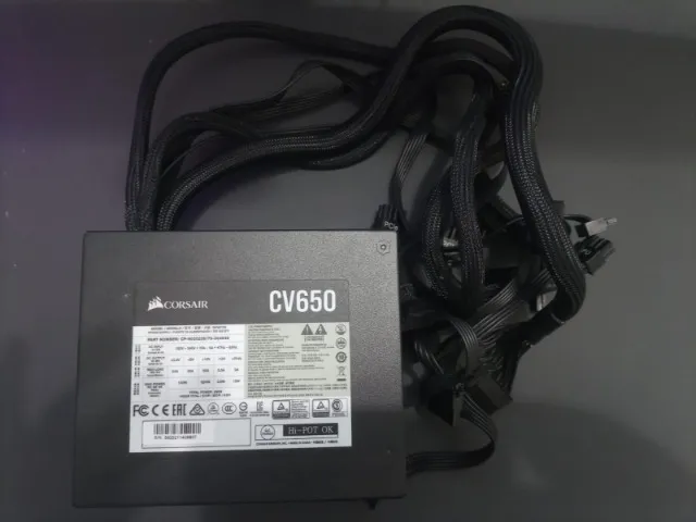 Fonte Corsair Series CV650